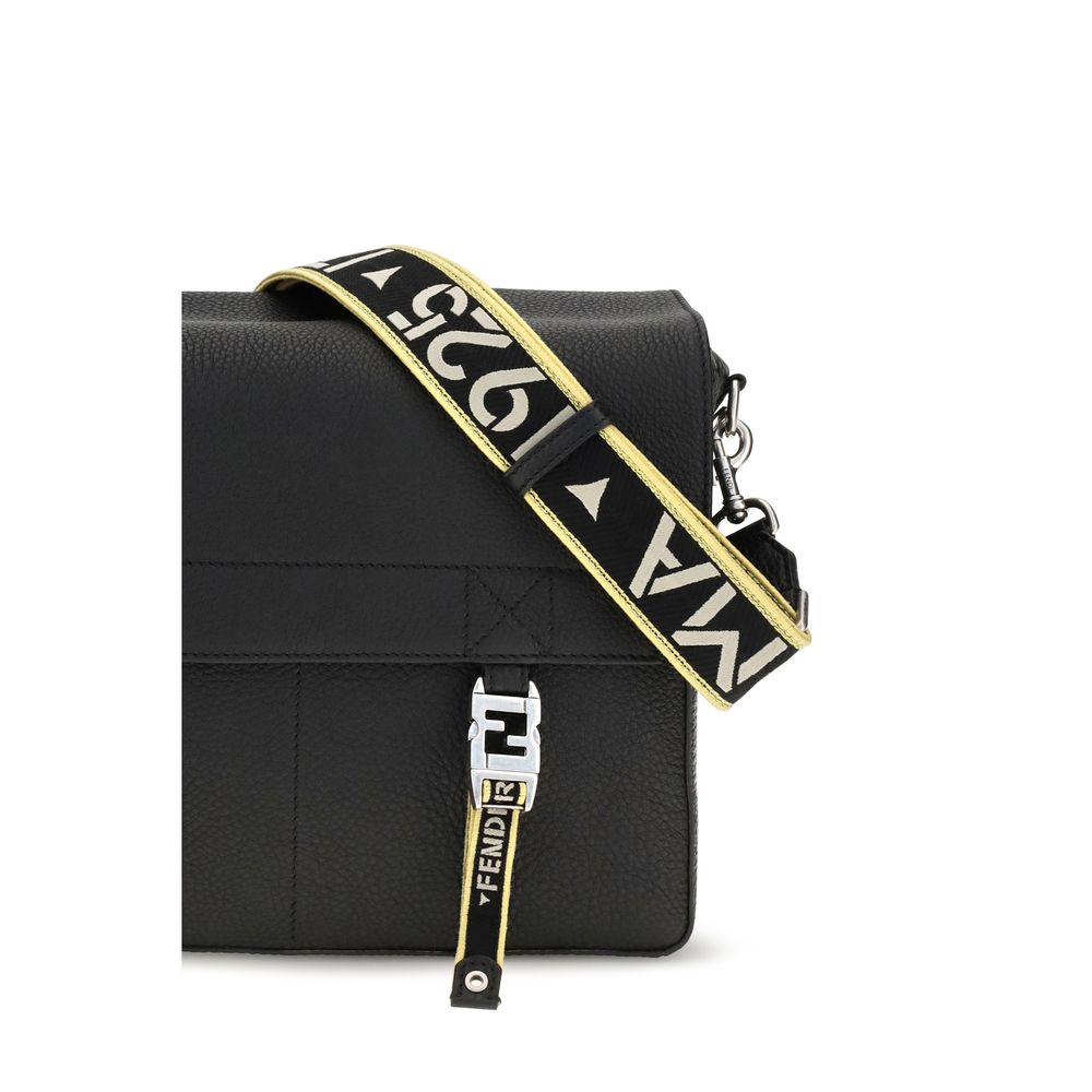 Fendi Black Flow Mess Medium Roman Leather Crossbody Bag Shoulder schwarz