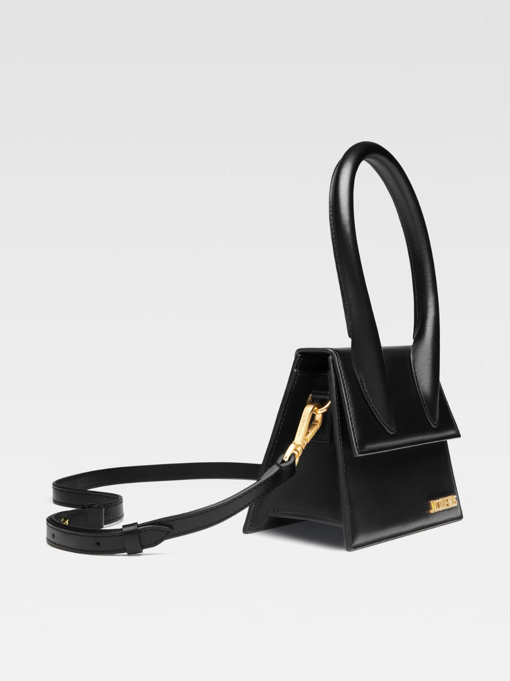 Jacquemus Black  leather Le Chiquito moyen bag Curated Luxury Accessories by Orvyn