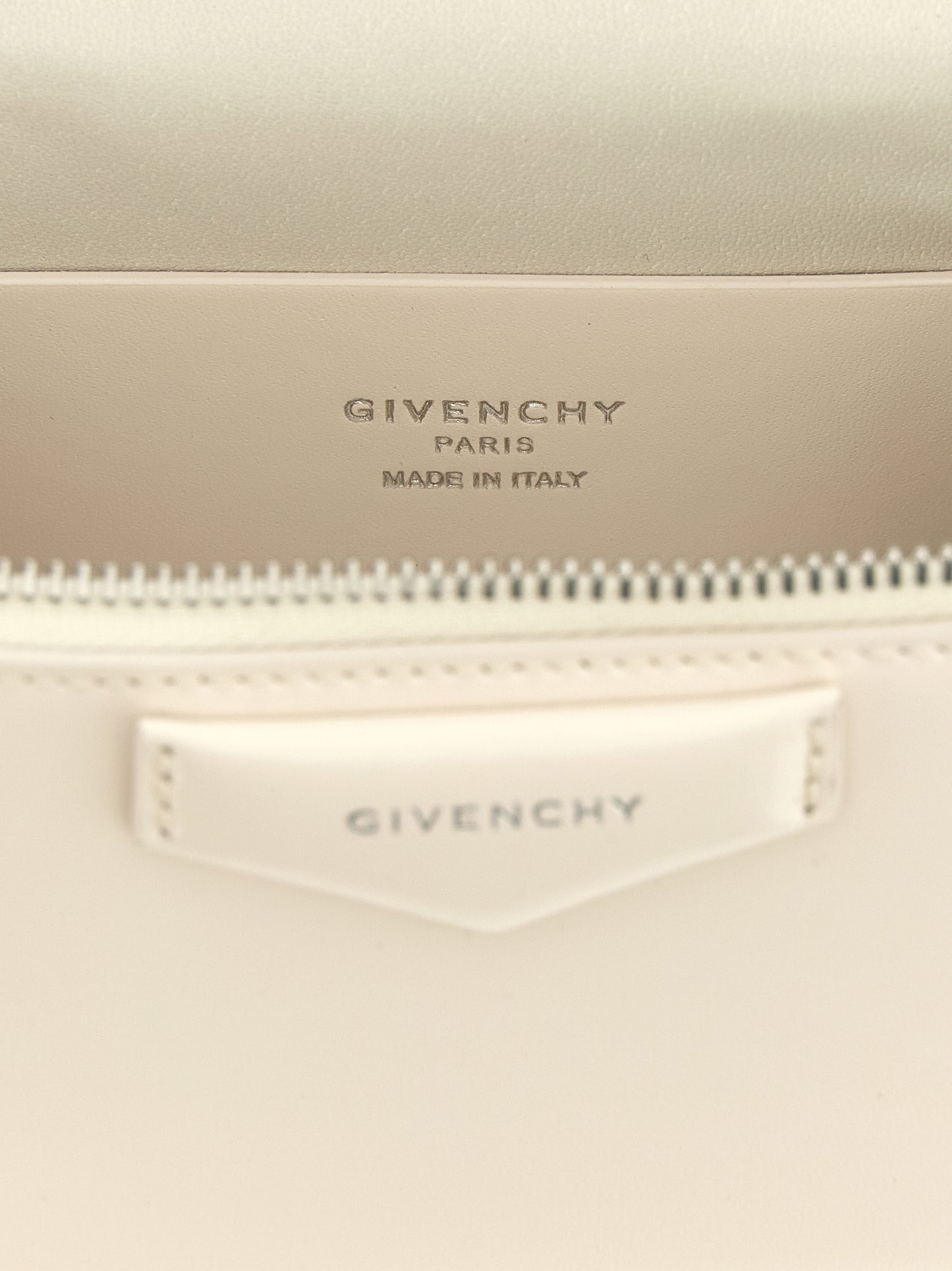 Givenchy White 'Antigona' Crossbody Bag weiss