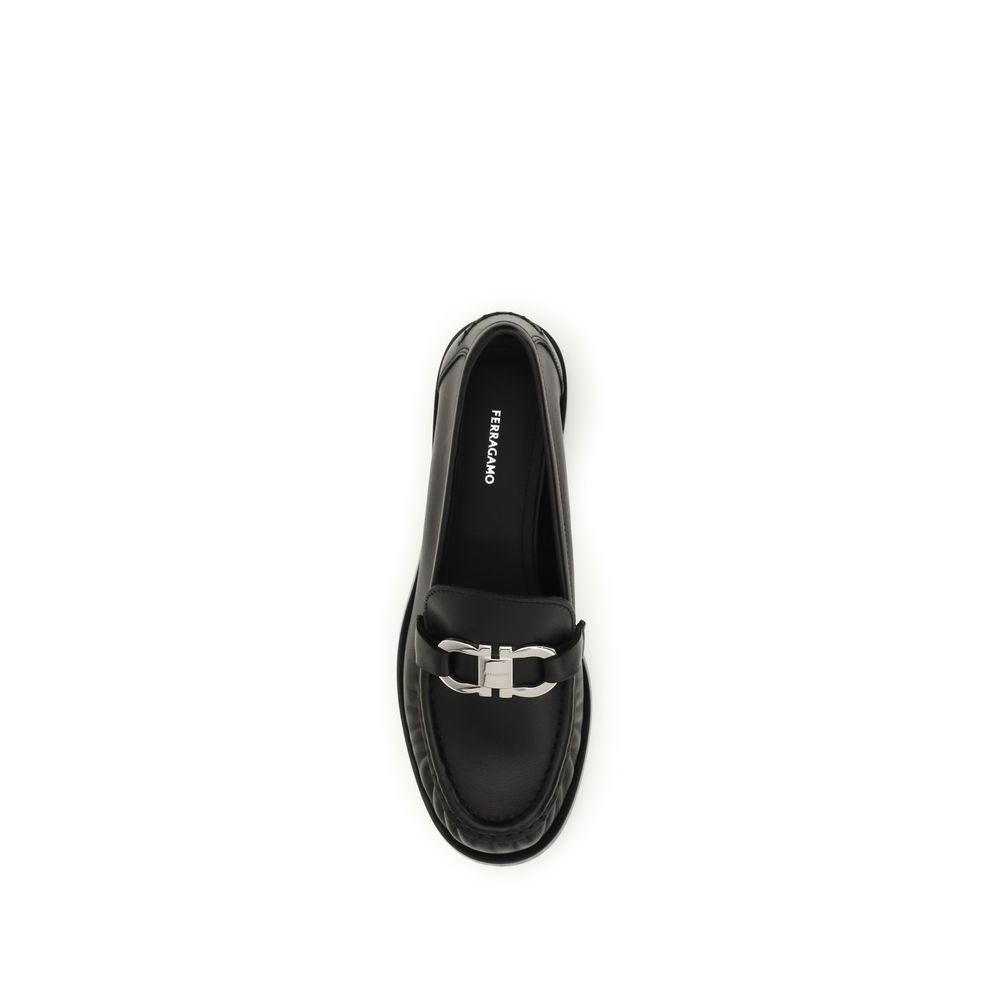 Ferragamo Black 'Slip-On' Loafers schwarz