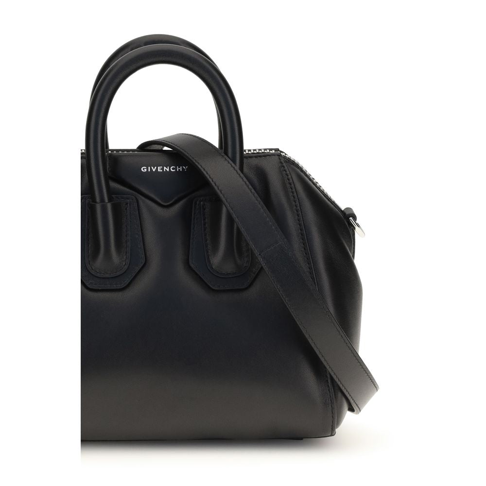Givenchy Black 'Antigona' Mini Handbag schwarz