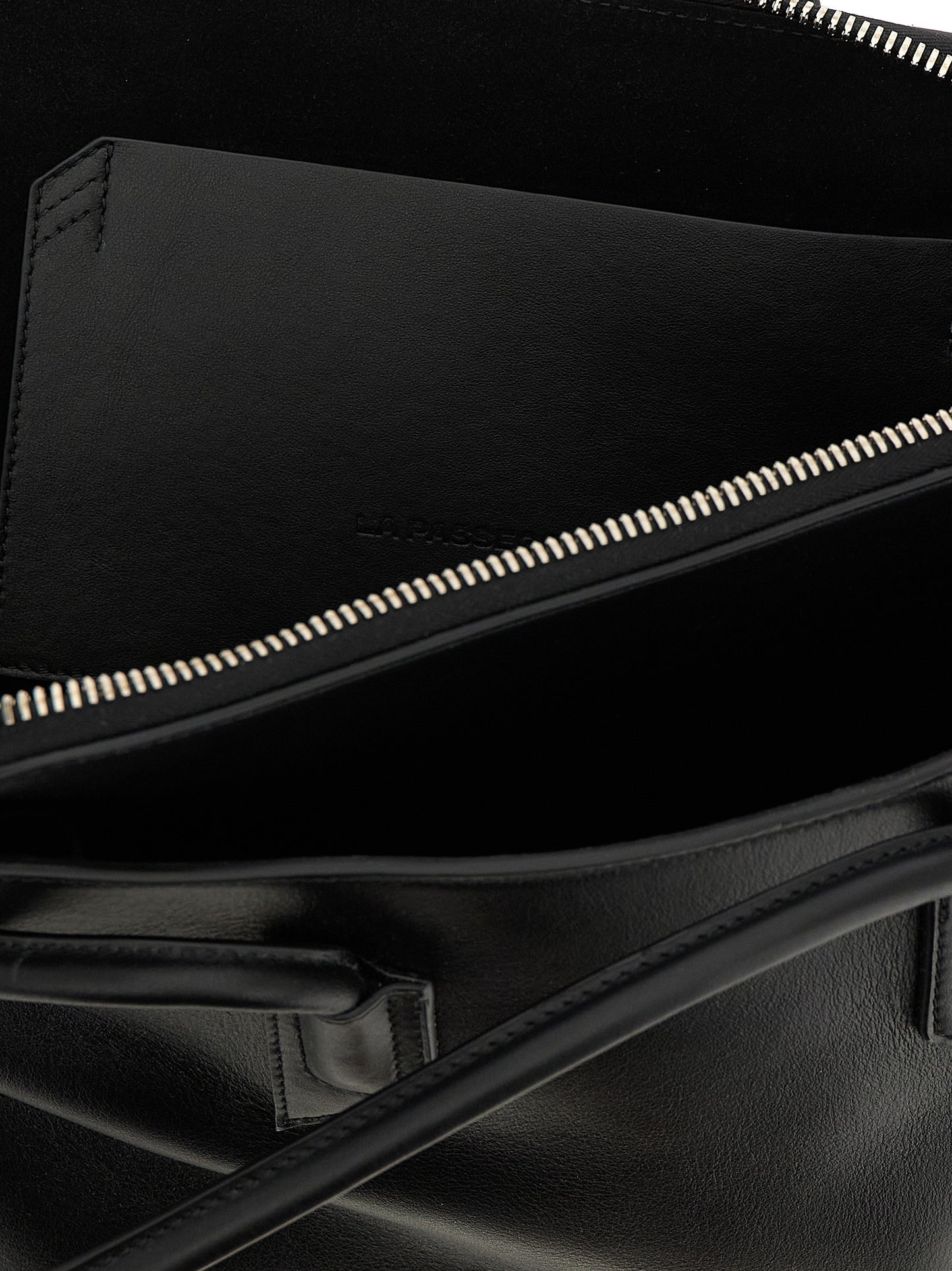 The Attico Black 'La Passeggiata Medium' Shoulder Bag schwarz