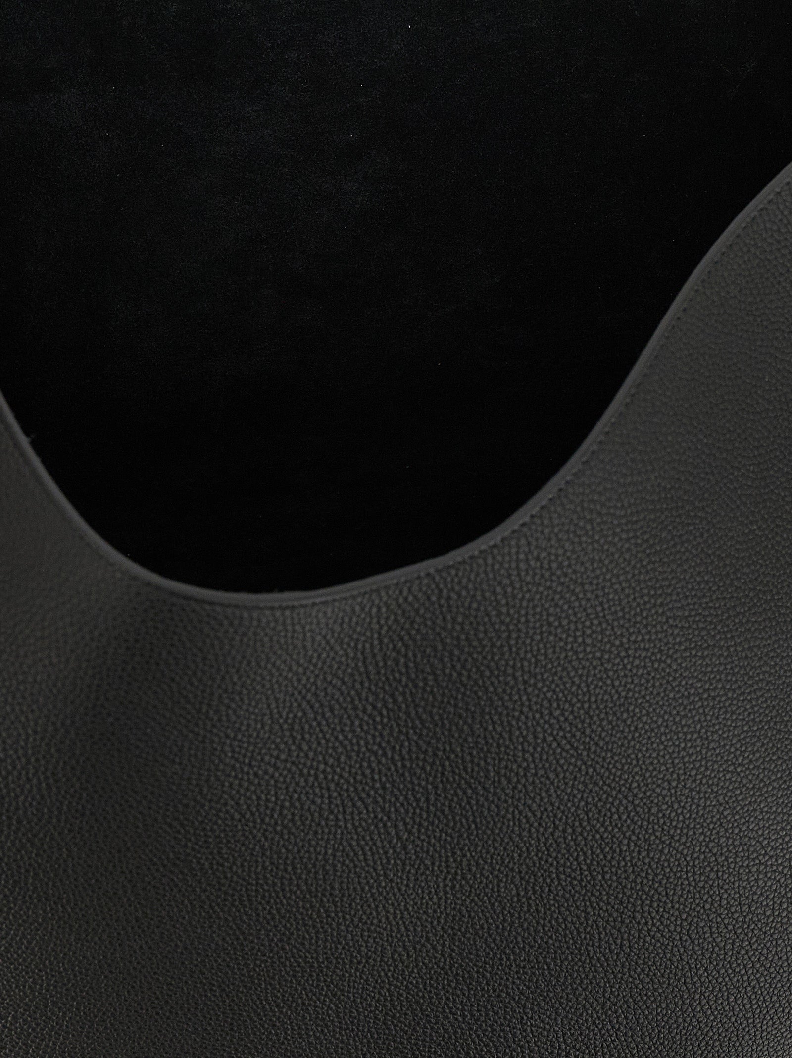 Khaite Black 'Lotus' Mini Tote Bag schwarz