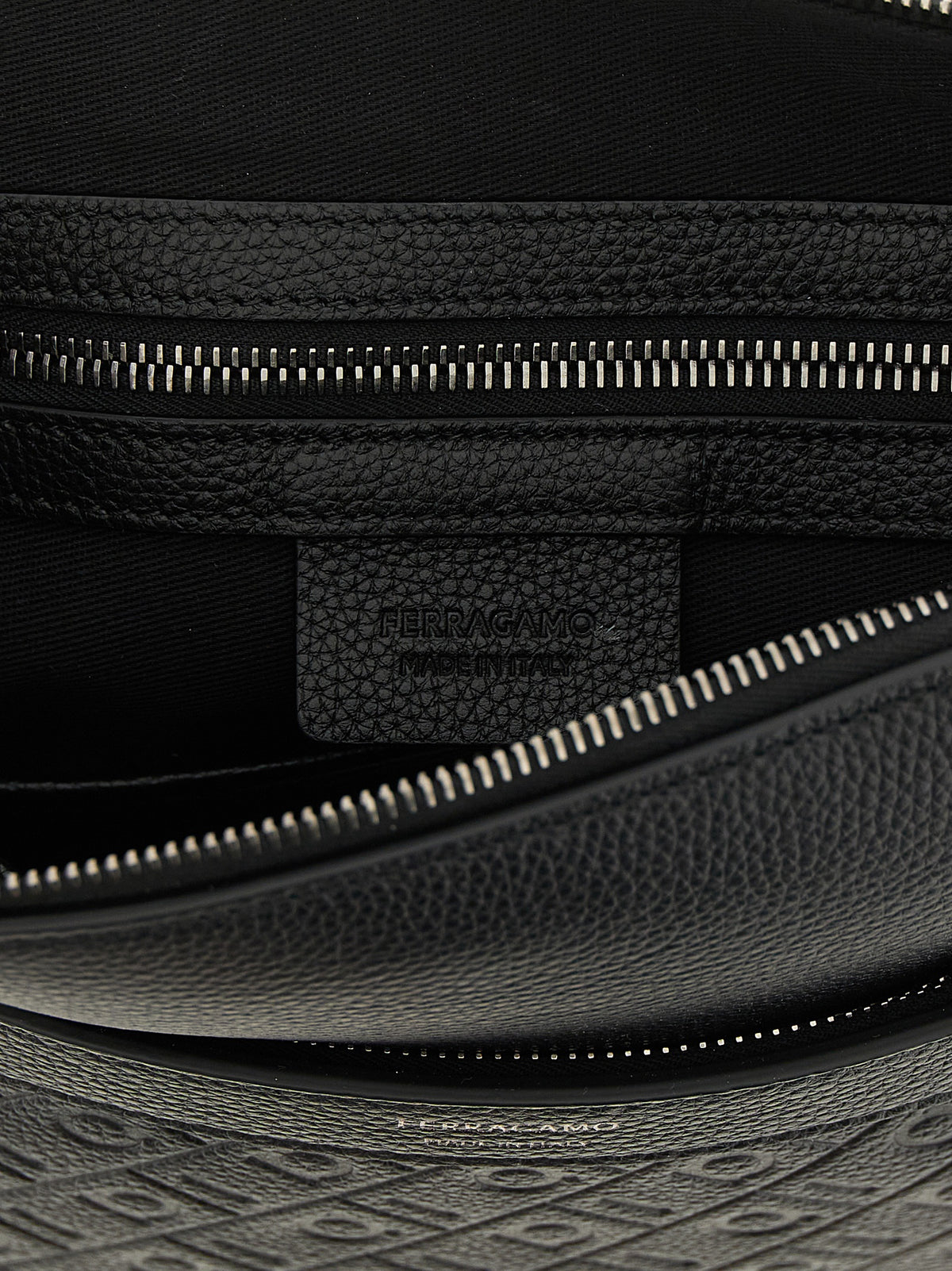 Ferragamo Black Crossbody Bag schwarz