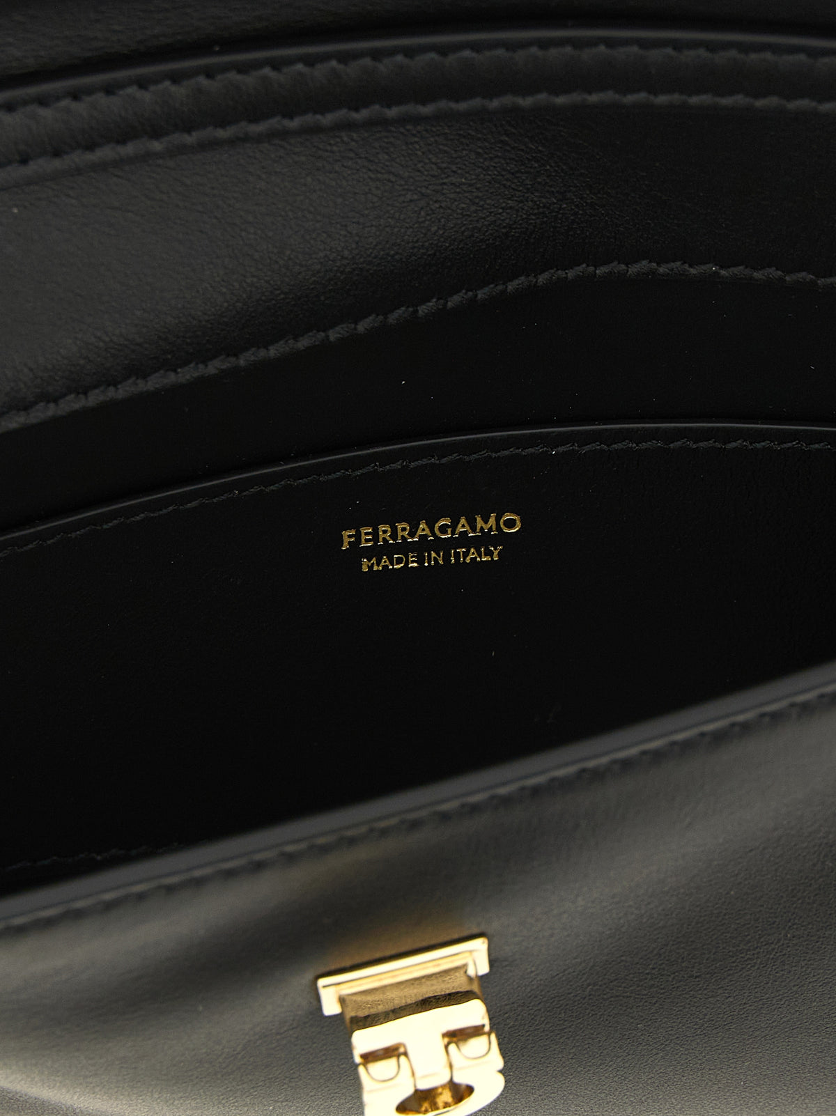Ferragamo Black 'Harley' Clutch schwarz