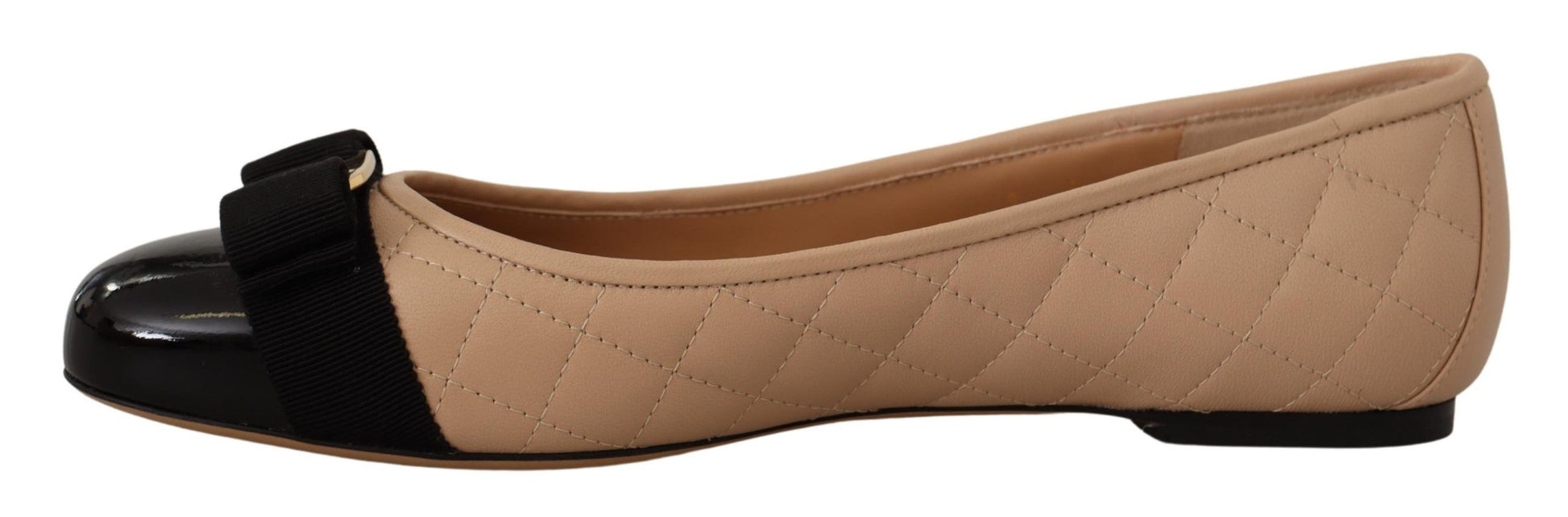 Salvatore Ferragamo Beige and Black Nappa Leather Ballet Flat Shoes schwarz