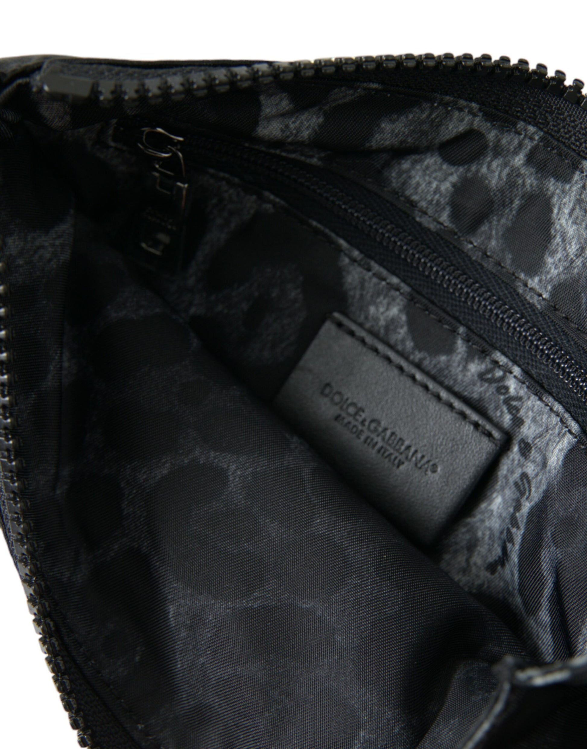 Dolce & Gabbana Black Nylon Logo Plaque Keyring Pouch Clutch Bags schwarz